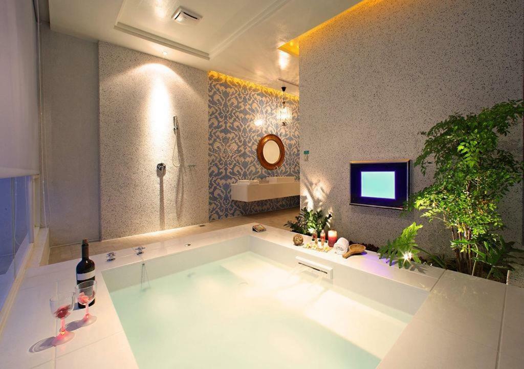 Changhua Laurel Boutique Motel Екстериор снимка
